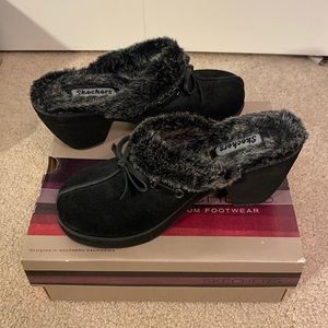Skechers fur lined clogs!